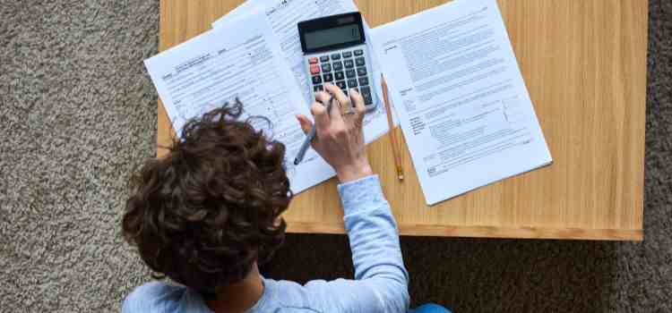 PER : comment déclarer les versements aux impôts ?