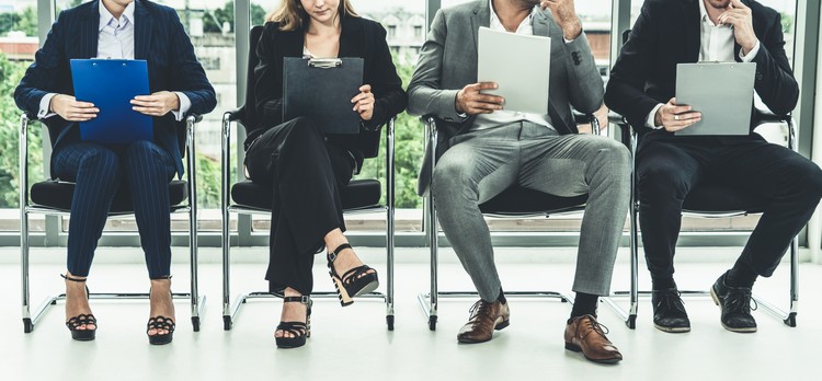 Certaines situations non travaillées permettent de valider des trimestres pour retraite à taux plein. Certaines périodes non travaillées donnent droit à la retraite