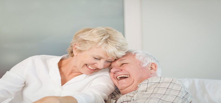 Une hausse de +0,8 % opérée sur les pensions de retraite pour aider les séniors à faire face à l’inflation. Si la réforme était adoptée, elle devrait leur garantir des revenus supplémentaires. Inflation : les retraités auront droit à un petit coup de pouce financier