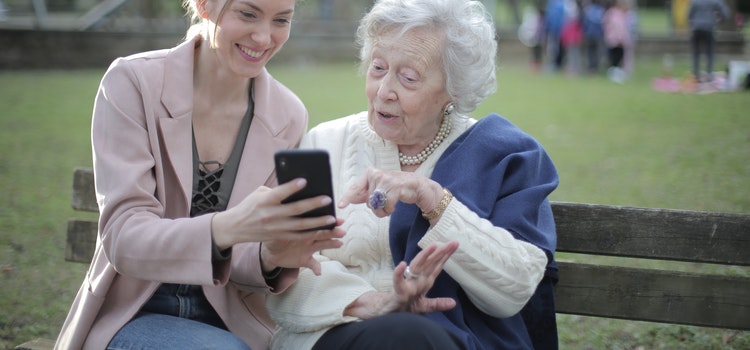 téléassistance personnes agees